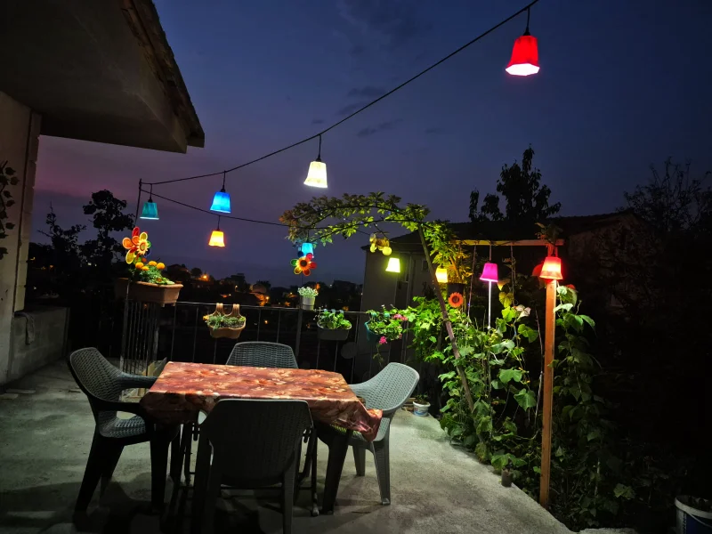Çarşıbu Balkon ve Teras Dekoratif Renkli Fener Aydınlatması